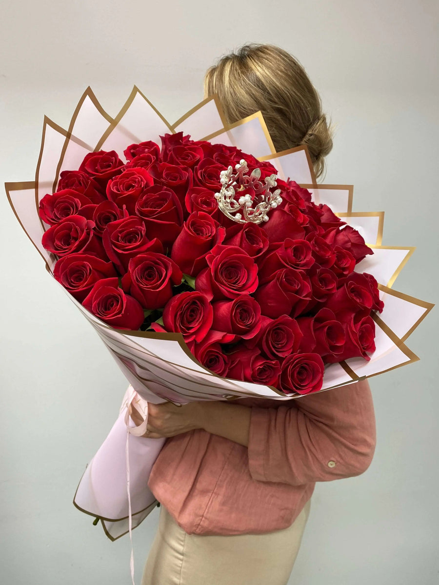 フラワー・リース Queen Queen Bouquet - uniqueflowersandroses