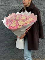 Load image into Gallery viewer, Sweet Blush uniqueflowersandroses