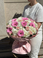 Load image into Gallery viewer, Blush Harmony uniqueflowersandroses
