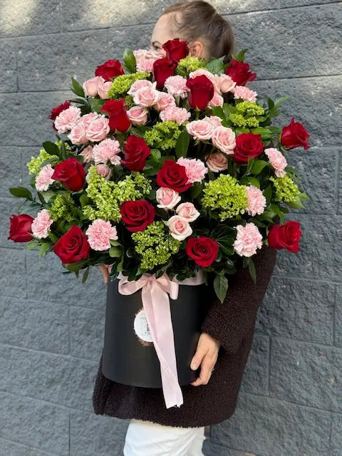 Royal Garden uniqueflowersandroses