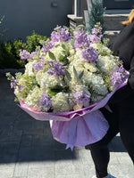 Load image into Gallery viewer, Sunset Melody uniqueflowersandroses
