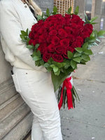 Load image into Gallery viewer, Red Passion uniqueflowersandroses