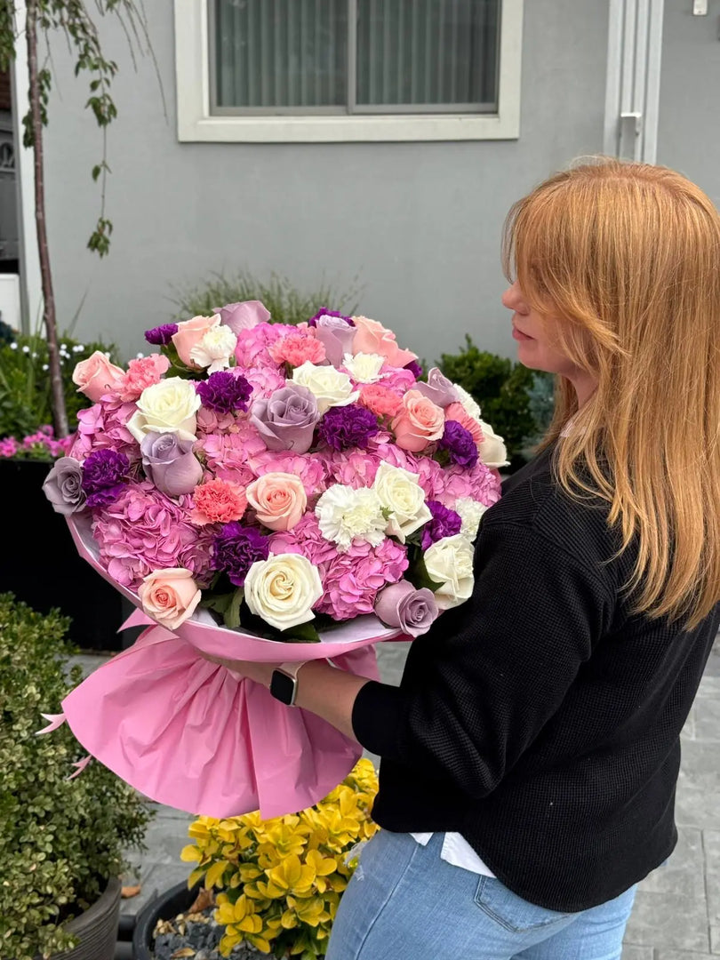 Love in Bloom uniqueflowersandroses