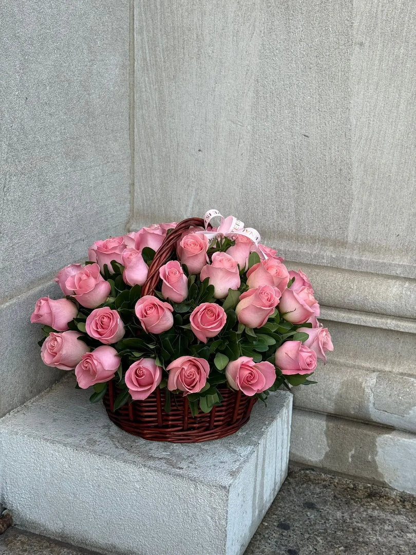 Mono Roses uniqueflowersandroses